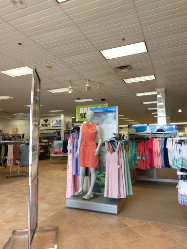 Department Store «Bealls Store», reviews and photos, 7365 52nd Pl E, Bradenton, FL 34203, USA
