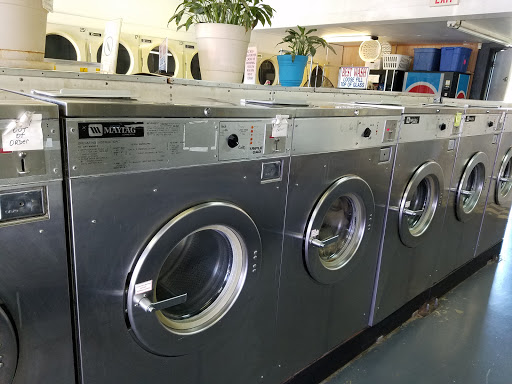 Laundromat «Family Laundromat», reviews and photos, 11806 Blue Ridge Blvd, Kansas City, MO 64134, USA