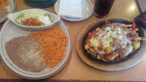 Mexican Restaurant «Gran Plaza Mexican Grill», reviews and photos, 520 Central Ave N, Faribault, MN 55021, USA