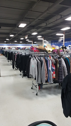 Thrift Store «Goodwill of North Georgia: Northside Drive Store and Donation Center», reviews and photos