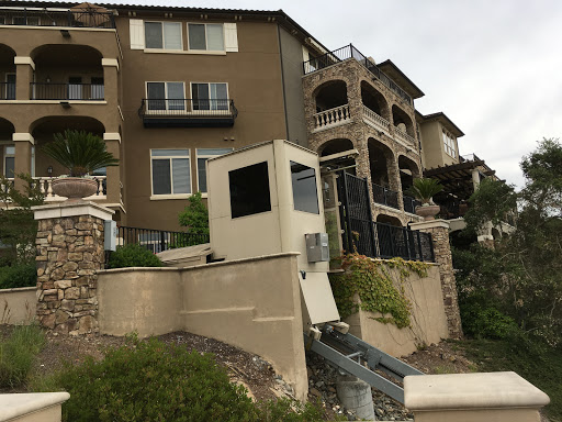 Oakmont of Varenna