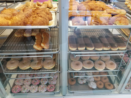 Donut Shop «Foothills Donuts», reviews and photos, 4014 Foothills Blvd, Roseville, CA 95747, USA