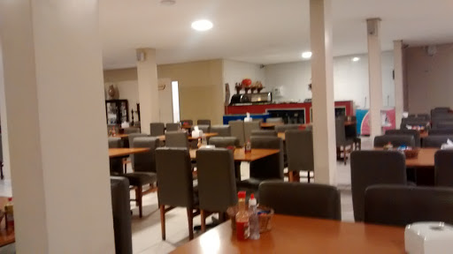 Giovanna Pizzaria e Restaurante, R. Cardeal Arcoverde, 120 - Centro, Pesqueira - PE, 55200-000, Brasil, Pizzaria, estado Pernambuco