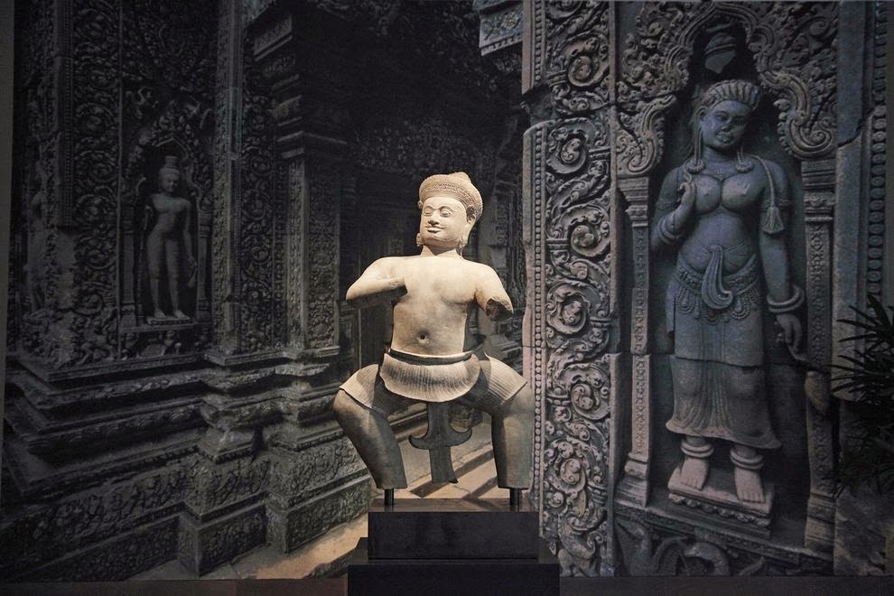 Study reveals global criminal trafficking network for ancient Cambodian art Study reveals global criminal trafficking network for ancient Cambodian art