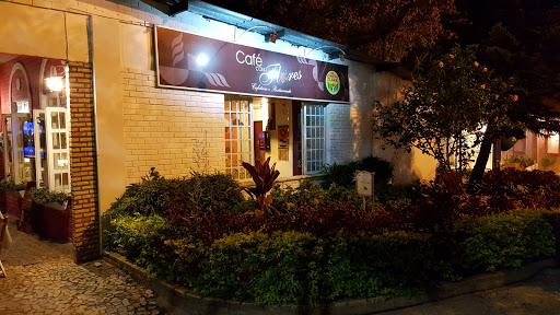 Café com Flores Cafeteria e Restaurante, Praça Teatro Raquel de Queiroz, S/n - Sala 1 - Centro, Guaramiranga - CE, 62766-000, Brasil, Restaurantes_Lanchonetes, estado Ceara