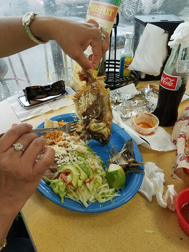 Mexican Restaurant «Taco Rey Mexican Grill», reviews and photos, 1818 James L Redman Pkwy, Plant City, FL 33563, USA