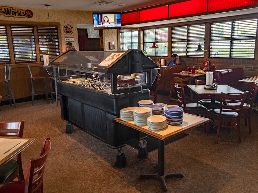 Pizza Restaurant «Pizza Hut», reviews and photos, 55 S Miller Dr, Sunbury, OH 43074, USA