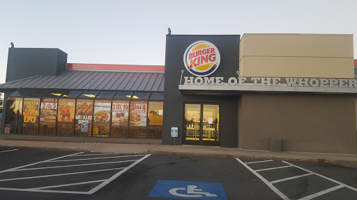 Fast Food Restaurant «Burger King», reviews and photos, 102 Weston St, Hartford, CT 06120, USA