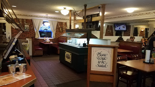 Pizza Restaurant «Pizza Hut», reviews and photos, 2300 W Main St, Bozeman, MT 59718, USA