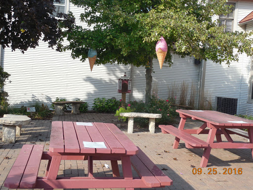 Ice Cream Shop «The Plush Horse», reviews and photos, 12301 S 86th Ave, Palos Park, IL 60464, USA