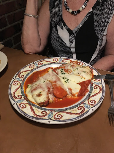 Restaurant «Fiorella Italian Restaurant», reviews and photos, 7008 Charleston Shores Blvd, Lake Worth, FL 33467, USA