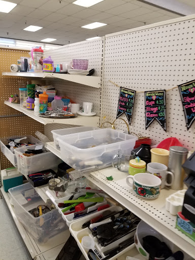 Thrift Store «Downtown Rescue Mission Thrift Store», reviews and photos