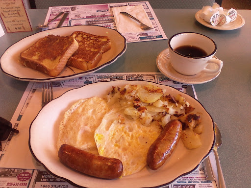 American Restaurant «Amwell Valley Diner Restaurant», reviews and photos, 400 NJ-31, Ringoes, NJ 08551, USA