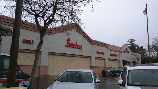 Supermarket «Lucky», reviews and photos, 2175 Grant Rd, Los Altos, CA 94024, USA