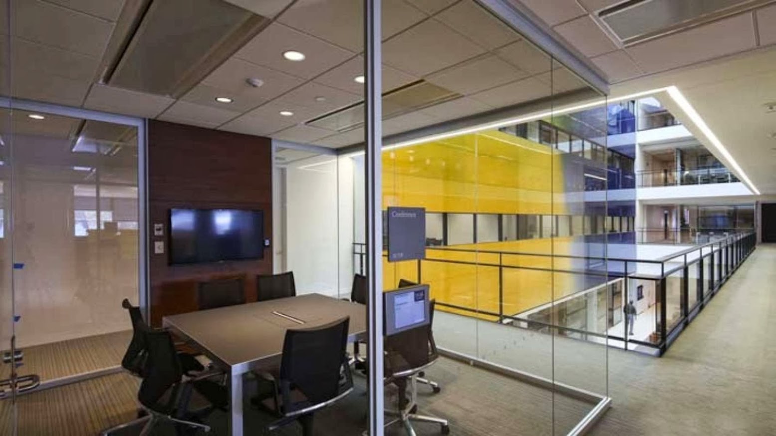 Yale School of Management by Foster Partners