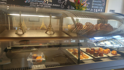 Bakery «La Boulangerie», reviews and photos, 915 W Belmont Ave, Chicago, IL 60657, USA