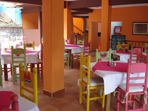 La Sandía Azul, CARRETERA FEDERAL CUERNAVACA-TEPOZTLAN KM 17.5, EL TESORO, 62520 Tepoztlán, Mor., México, Restaurante mexicano | MOR