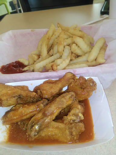 Chicken Wings Restaurant «Wings & Philly», reviews and photos, 2115 Athens Hwy, Gainesville, GA 30507, USA