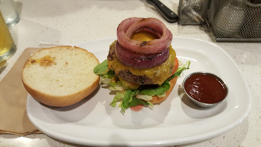 Hamburger Restaurant «The Counter», reviews and photos, 140 Shoppers Ln, Pasadena, CA 91101, USA