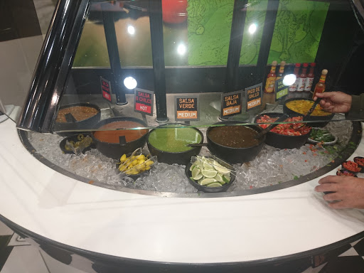 Mexican Restaurant «Baja Fresh Mexican Grill», reviews and photos, 3615 E Foothill Blvd, Pasadena, CA 91107, USA