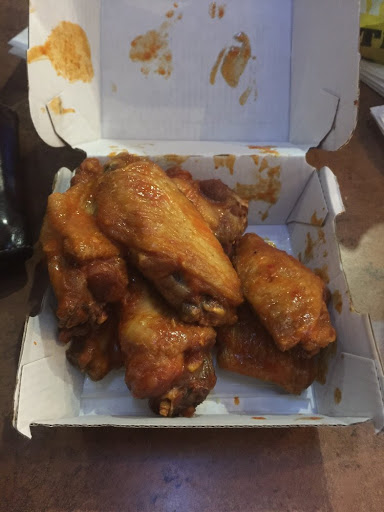 Chicken Wings Restaurant «Buffalo Wild Wings», reviews and photos, 2510 W Happy Valley Rd #1241, Phoenix, AZ 85085, USA