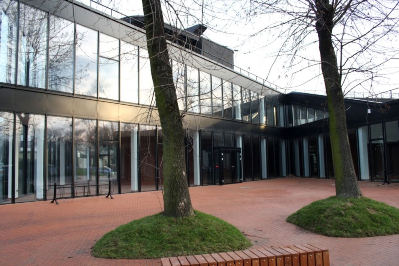 Community center by Rafal Mazur