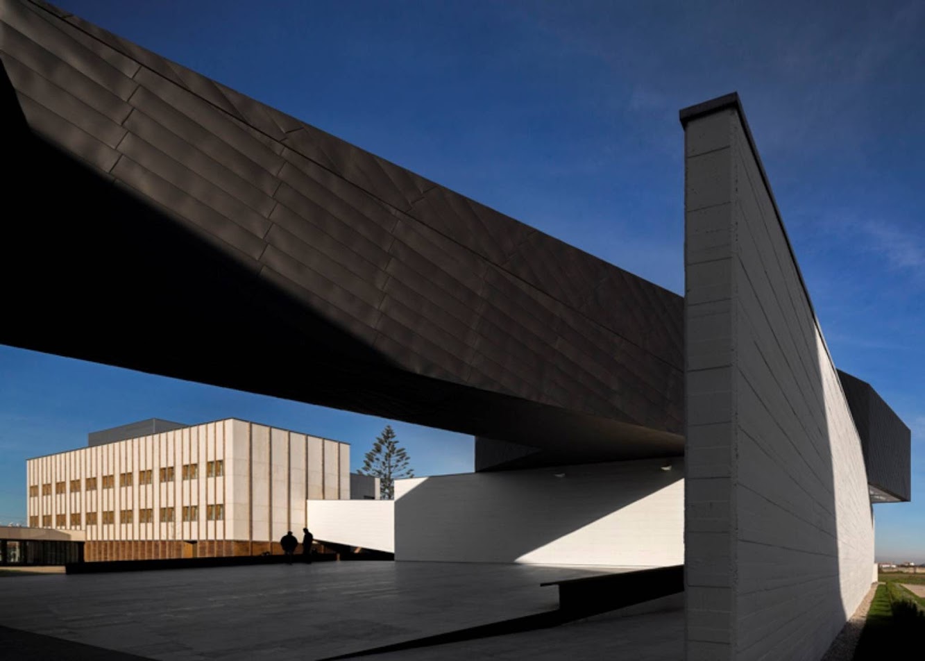 Ilhavo, Portogallo: ÍLhavo Maritime Museum Extension by Arx