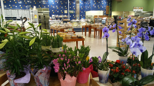 Supermarket «Publix Super Market at East Bay Plaza», reviews and photos, 3825 E Bay Dr, Largo, FL 33771, USA