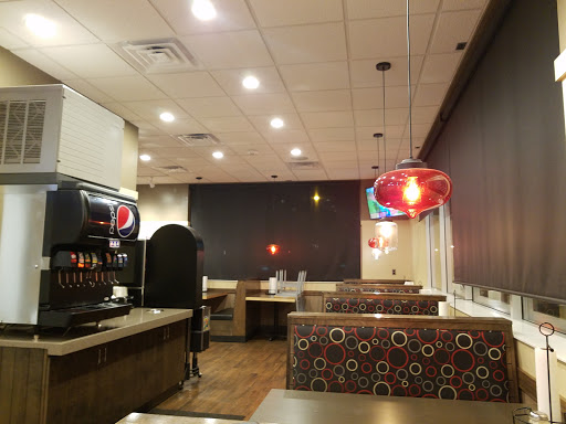 Pizza Restaurant «Pizza Hut», reviews and photos, 6 N Fair Ave #115, Yakima, WA 98901, USA