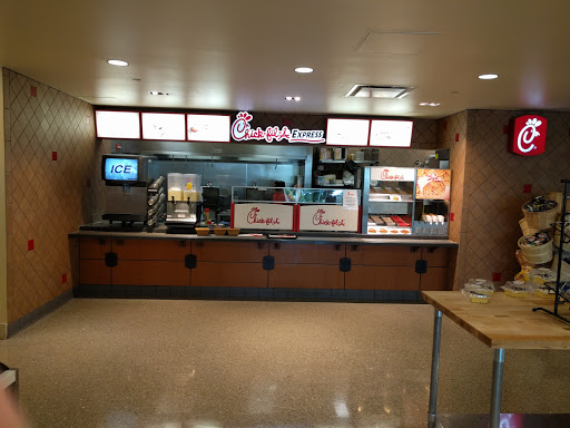 Fast Food Restaurant «Chick-fil-A», reviews and photos, 743 Spring St NE, Gainesville, GA 30501, USA