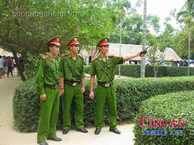 Các chiến sĩ bảo vệ tuần tra, đảm bảo ANTT tại quê ngoại Bác Hồ