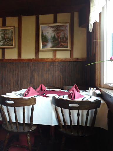 Restaurant «Happy Apple Inn», reviews and photos, 29 Imlaystown Rd, Cream Ridge, NJ 08514, USA