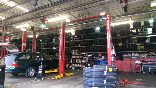 Tire Shop «Tires Plus», reviews and photos, 742 Lancaster Ave, Berwyn, PA 19312, USA