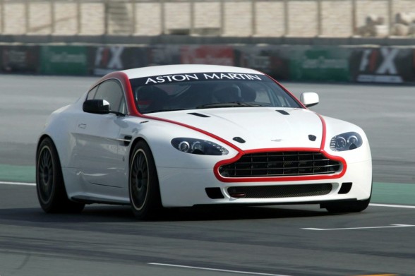 2009 Aston Martin Vantage GT4 - Front Angle Race View