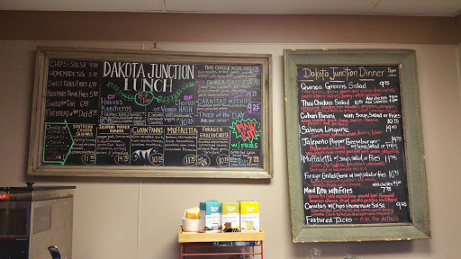 American Restaurant «Dakota Junction», reviews and photos, 2281 Commerce Blvd, Mound, MN 55364, USA