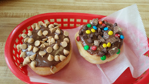 Donut Shop «Donutsdatrock! Rockport Donuts», reviews and photos, 401 TX-35 BUS, Rockport, TX 78382, USA