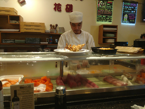 Japanese Restaurant «Hanami Japanese Restaurant», reviews and photos, 114 E Main St, Clinton, CT 06413, USA