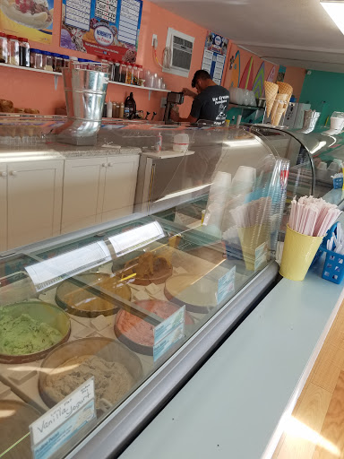 Ice Cream Shop «Ice Cream Fundaes», reviews and photos, 226 S Volusia Ave, Orange City, FL 32763, USA