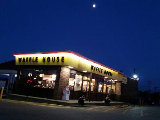 Breakfast Restaurant «Waffle House», reviews and photos, 1074 E Eads Pkwy, Greendale, IN 47025, USA