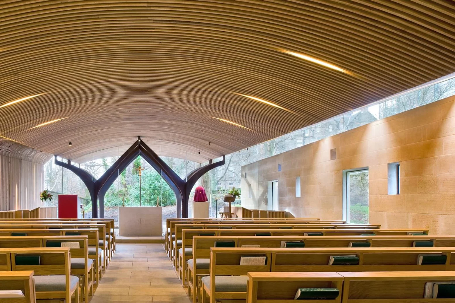 09-Chapel-of-Saint-Albert-the-Great-by-Simpson-&-Brown-Architects