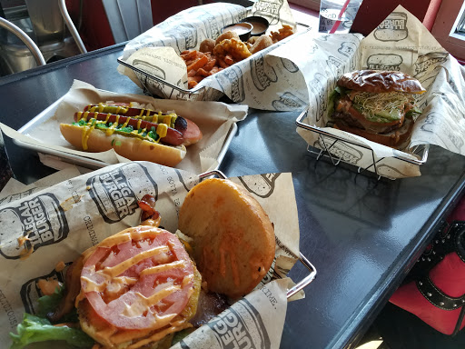 Hamburger Restaurant «Illegal Burger», reviews and photos, 15400 W 64th Ave, Arvada, CO 80007, USA
