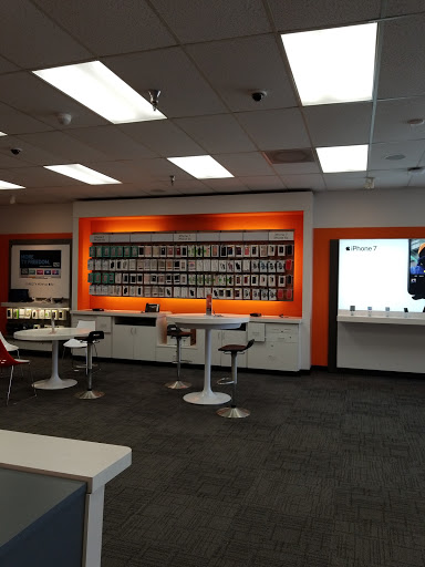 Cell Phone Store «AT&T», reviews and photos, 516 E Perkins St, Ukiah, CA 95482, USA
