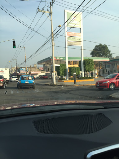 Gasolinera, Av. Vicente Villada 26, Metropolitana 3ra Secc, 57750 Nezahualcóyotl, Méx., México, Gasolinera | Ciudad de México