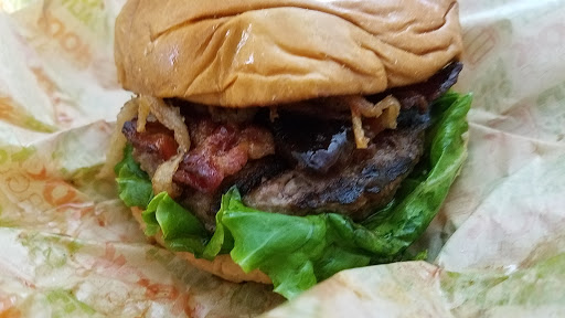 Hamburger Restaurant «Hook Burger», reviews and photos, 6201 Topanga Canyon Blvd, Woodland Hills, CA 91367, USA