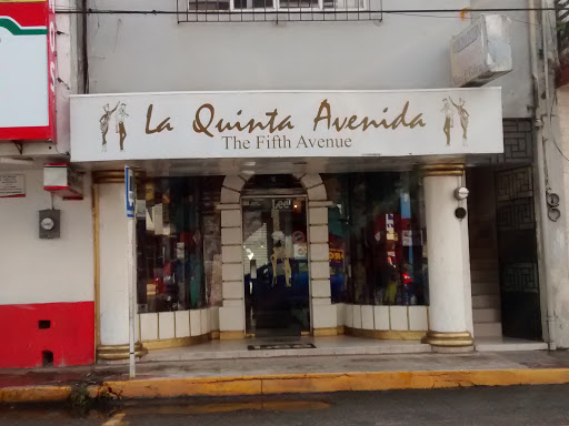 La Quinta Avenida, Benito Juárez García 403, Centro, 86300 Comalcalco, Tab., México, Tienda de ropa | TAB