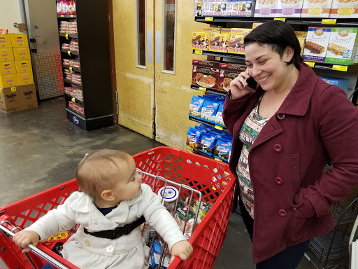 Grocery Store «Grocery Outlet Bargain Market», reviews and photos, 920 Ocean Beach Hwy, Longview, WA 98632, USA