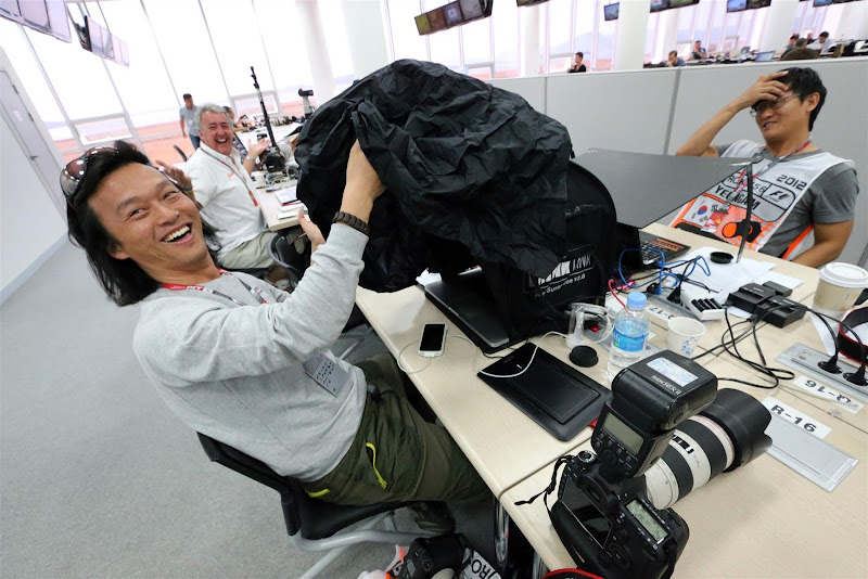 в пресс-центре на Гран-при Кореи 2012