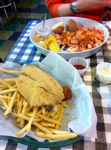 Cajun Restaurant «Flying Fish», reviews and photos, 511 President Clinton Ave, Little Rock, AR 72201, USA