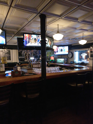 Bar & Grill «Yesterdays Bar and Grille», reviews and photos, 70 Main Ave, Clifton, NJ 07014, USA
