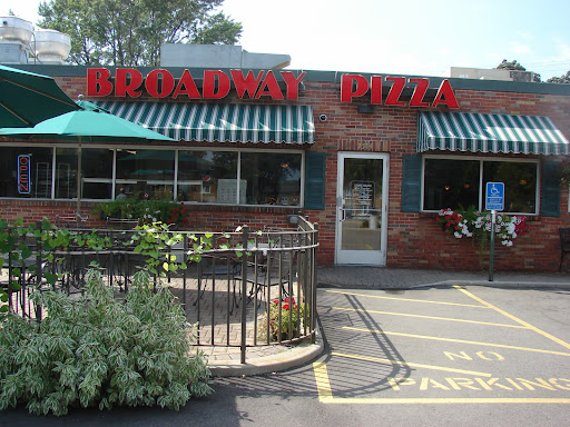 Pizza Restaurant «Broadway Pizza», reviews and photos, 7514 Lyndale Ave S, Richfield, MN 55423, USA